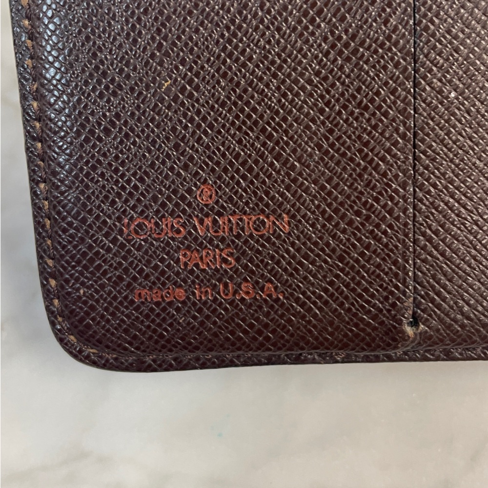 Louis Vuitton Damier Compact Wallet - Picture 4 of 11